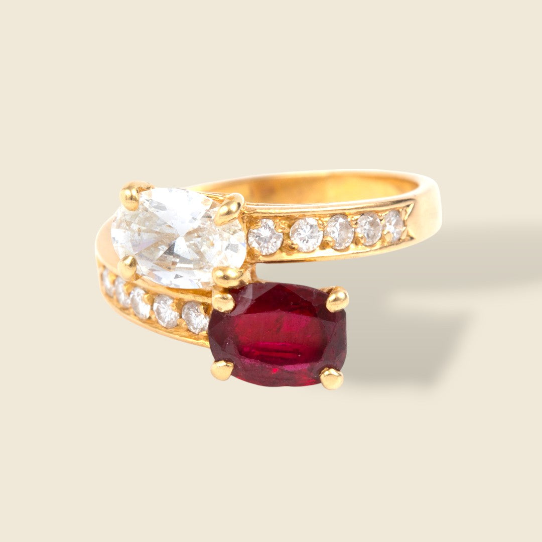 La bague Toi & Moi ancienne : histoire, symbolique et comment la choisir