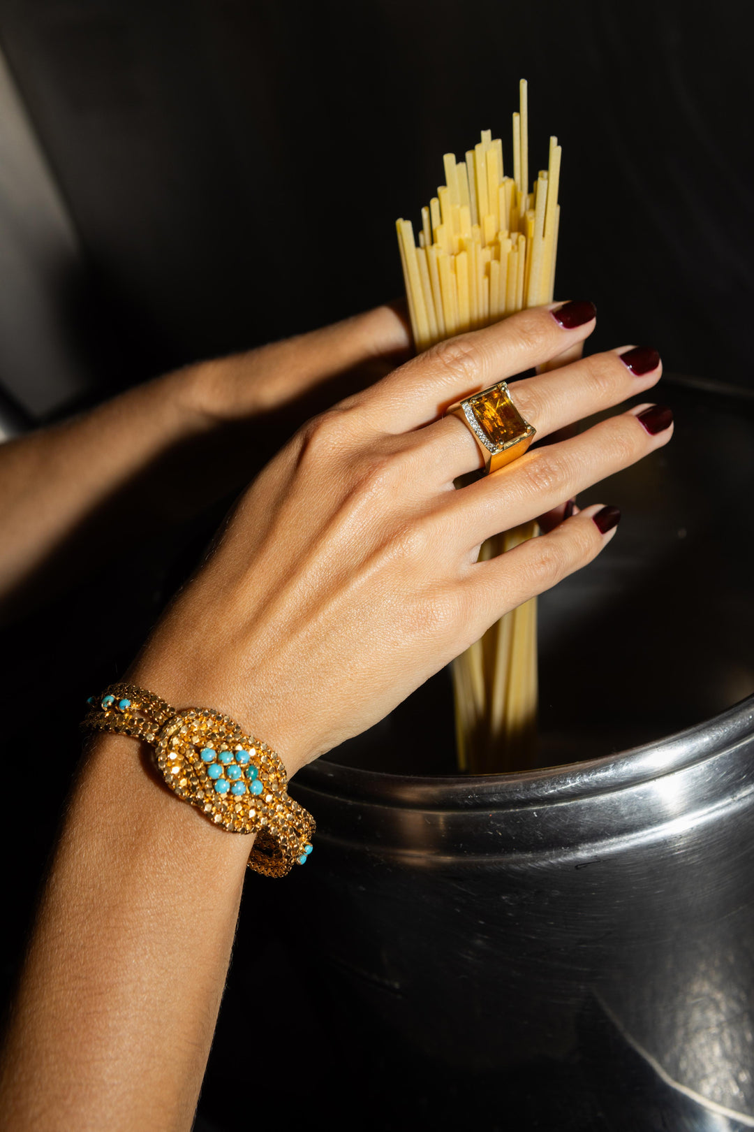 Bague vintage or jaune et citrine Bain de Soleil