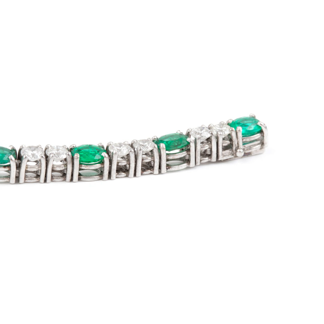 Bracelet rivière vintage luxe or gris, émeraudes et diamants Emerald Riot