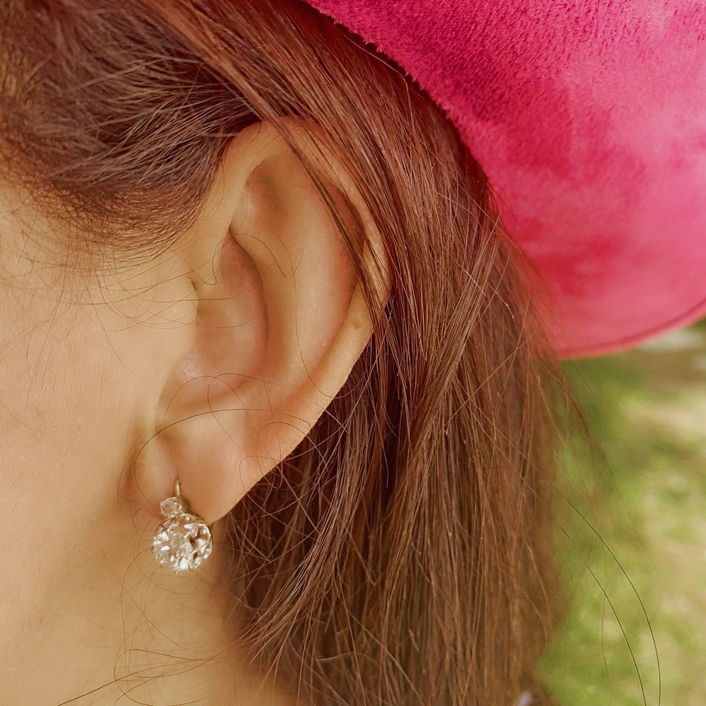 Boucles d'oreilles vintage dormeuses or jaune et diamants "Flocons Précieux"