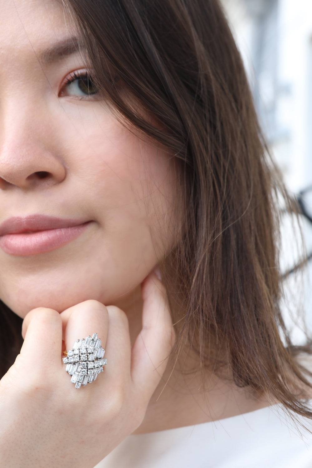 Bague vintage or gris, jaune et diamants "La Sculpturale"