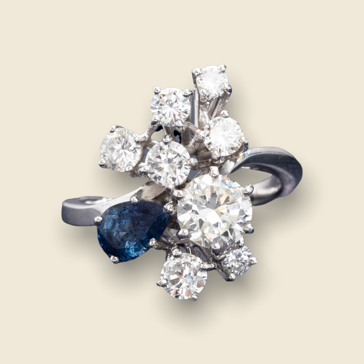 bague ancienne or gris saphir diamants fleur myosotis