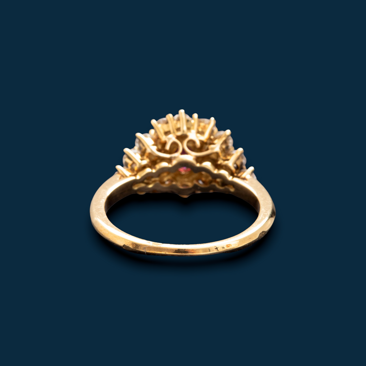 bague or jaune royale diamants rubis