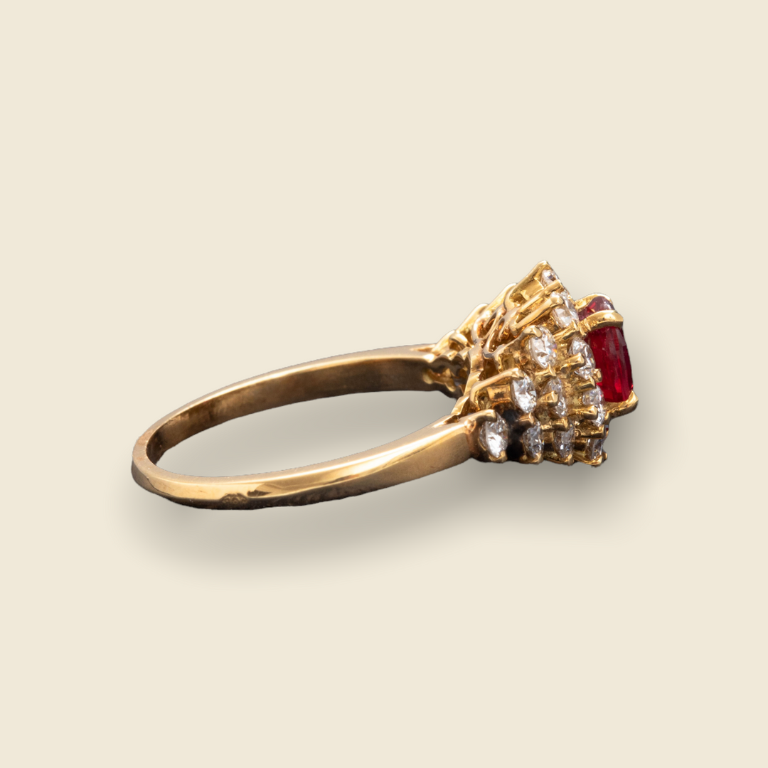 bague or jaune royale diamants rubis