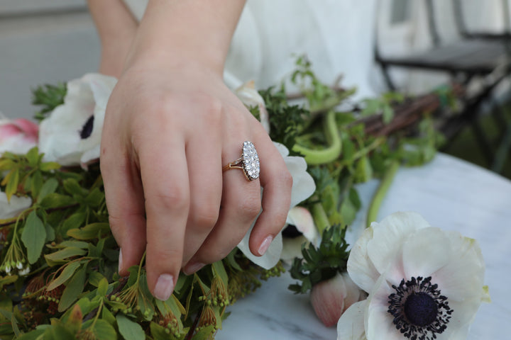 Bague vintage marquise or jaune, or gris et diamants "Douce Harmonie"