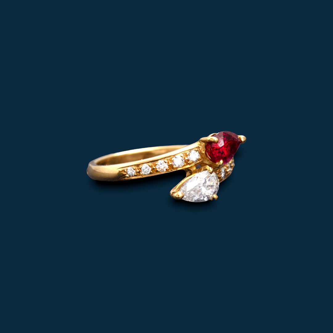 bague ancienne or jaune serpent diamants rubis